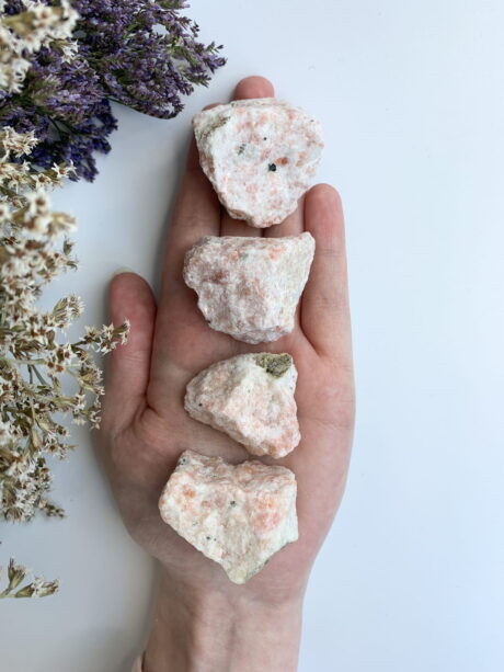 Kamień słoneczny - surowa bryłka