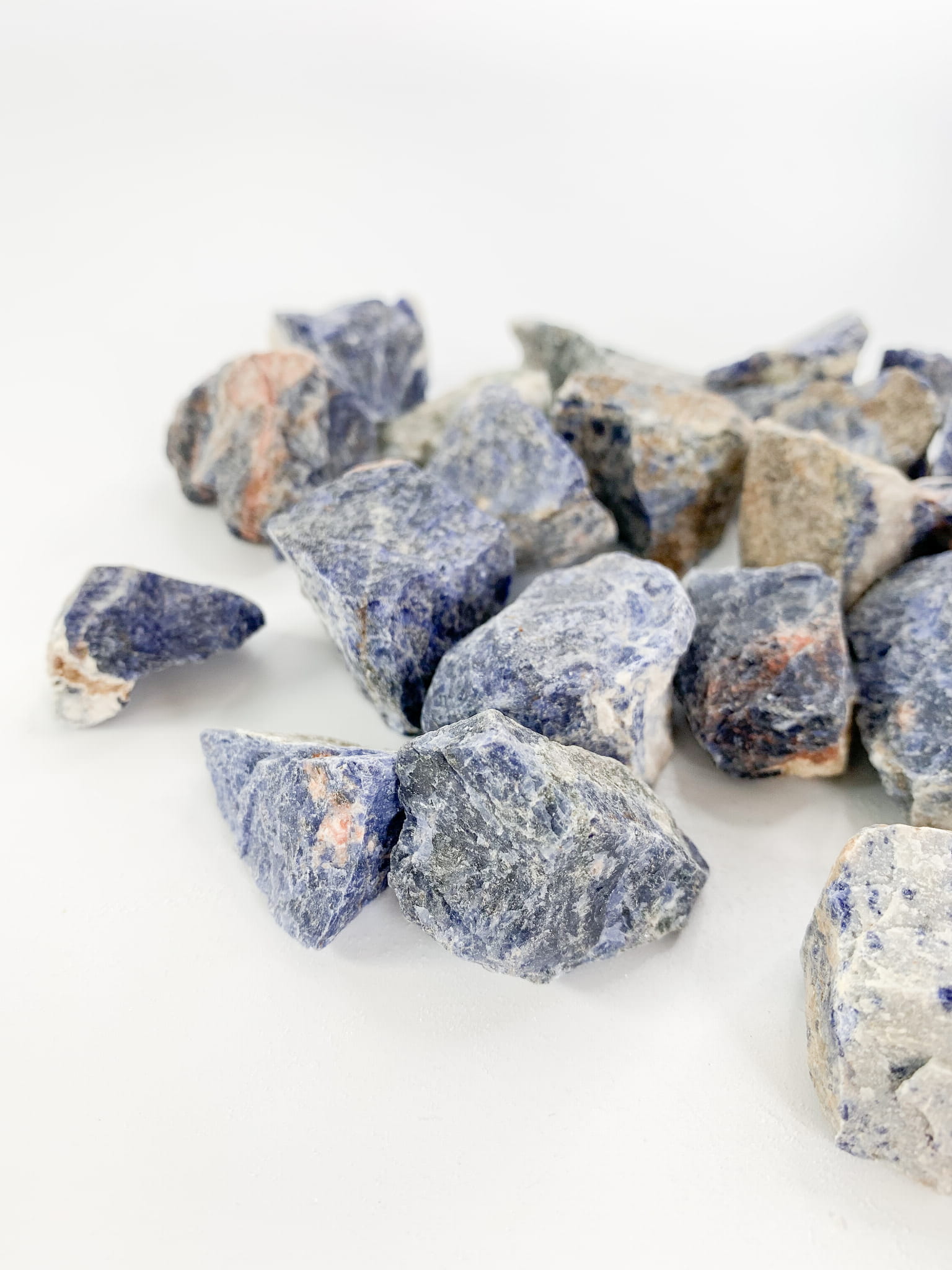 Sodalit - surowa bryłka - obrazek 4