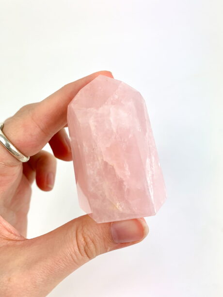 Kwarc różowy wieża - numer 01