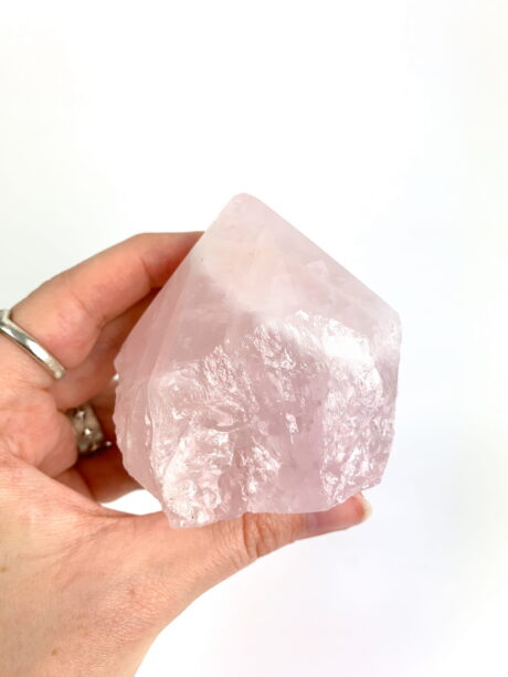 Kwarc różowy częściowo szlifowany  - nr 1