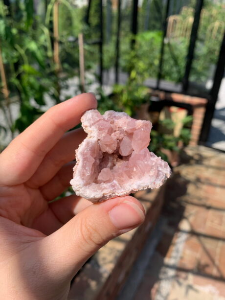 Ametyst różowy geoda - nr 2